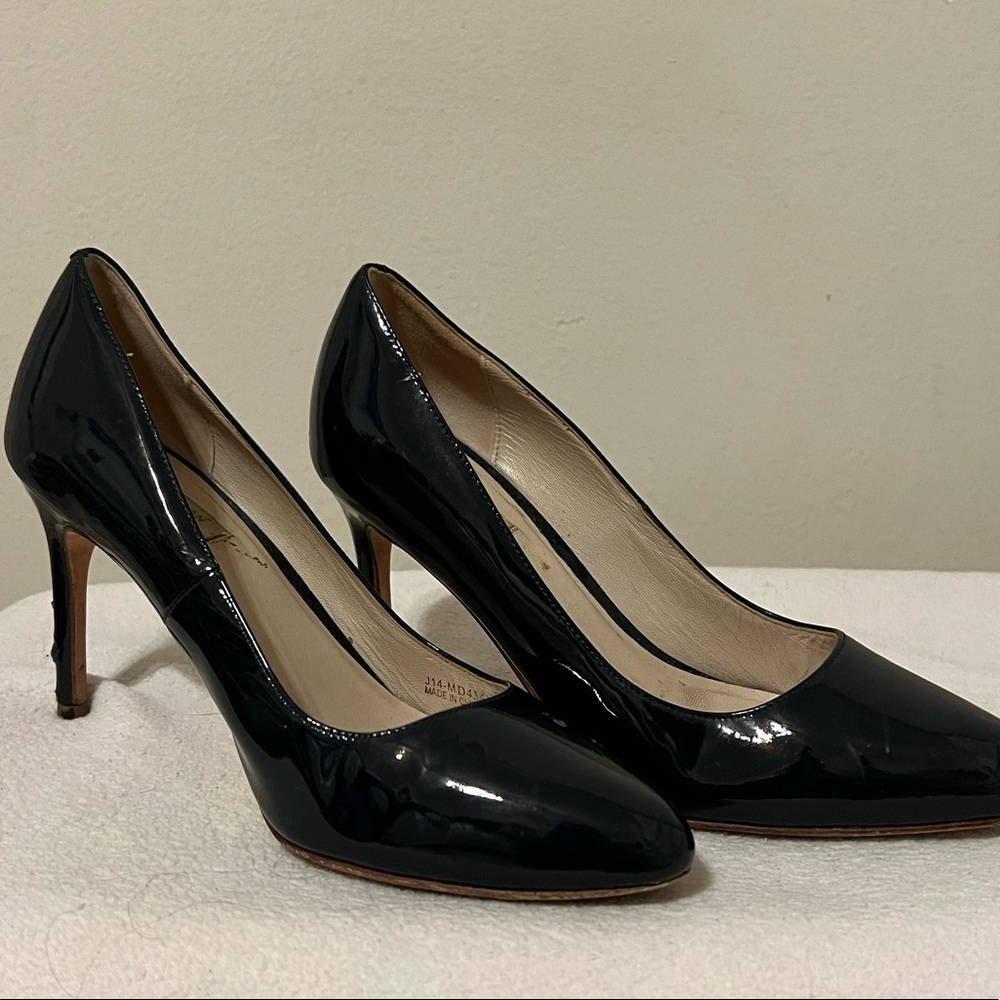 Cole haan navy blue heels
